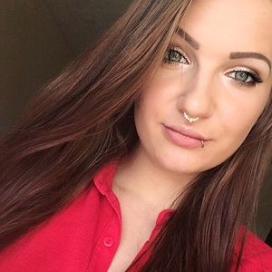 Meet your Posher, Di